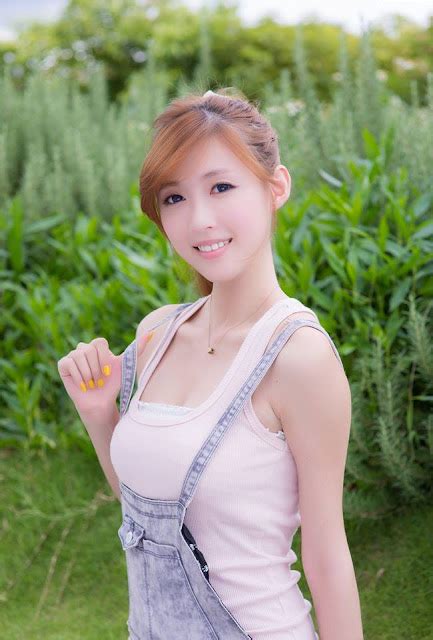 H Nh Girl Xinh B Nh Th Y Vy D Th Ng Hot Girl Tr N Facebook H I Girl Xinh