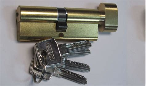 Лучшие цилиндровые врезные замки - 91 фото