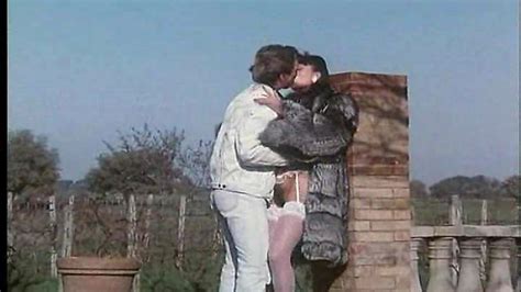 Luana Borgia Blowjob In Fur Porn Videos