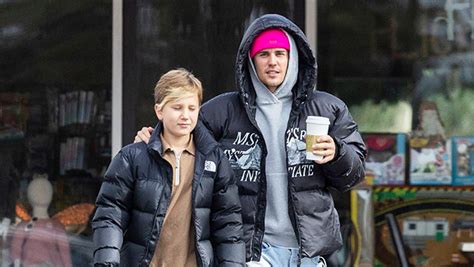 Justin Bieber Out With Brother Jaxon, 12, On LA Coffee Run: Photos ...