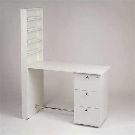 Маникюрный стол 203 за 26000 руб.