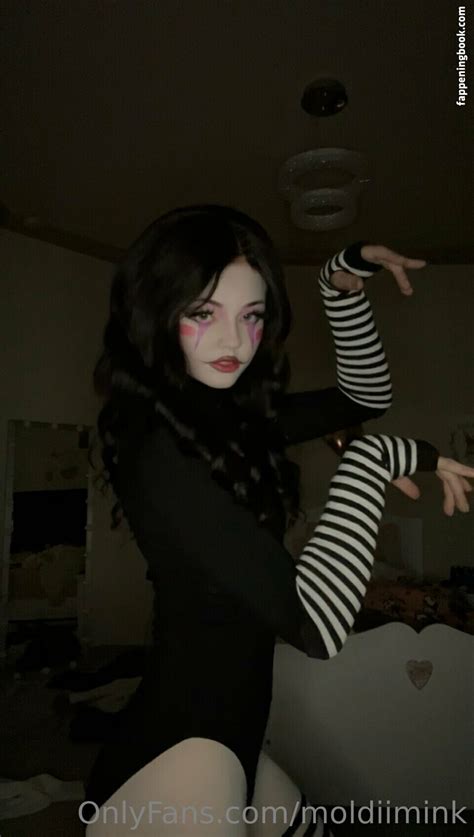 Strawbeariemilkk Nude OnlyFans Leaks The Fappening Photo 5023587 FappeningBook