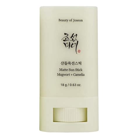 Ставим лайк: 10 самых модных оранжевых маникюров на лето 2024 | theGirl