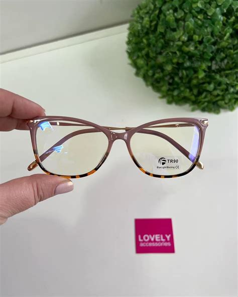 Dioptrijske Nao Are Nude Lovely