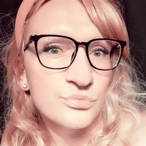 Cock Sucker Fag Shemale Homemade Solo Porn By Faphouse Xhamster