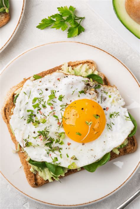 50 Avocado Recipes For Breakfast Lunch Or Dinner Insanely Good