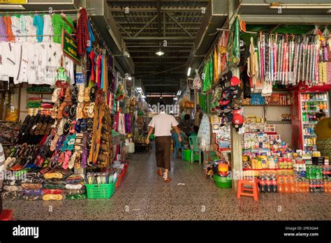 Myanmar Street Market Clothing Hi Res Stock Photography And Images Alamy