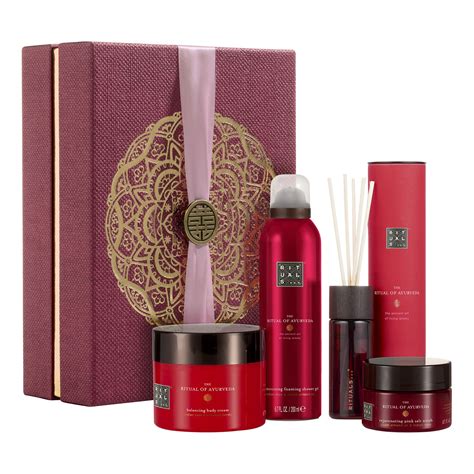 The Ritual Of Ayurveda Coffret Cadeau Harmonisant L Coffret Corps Et