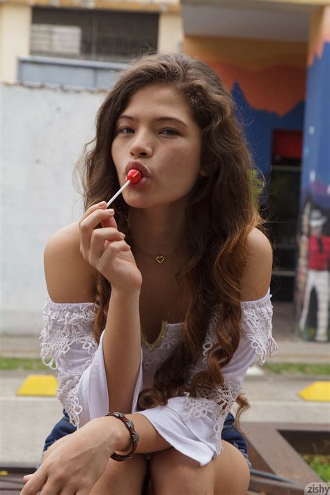 Women Brunette Irene Rouse Model Bare Shoulders Women Outdoors Long Hair Curly Hair