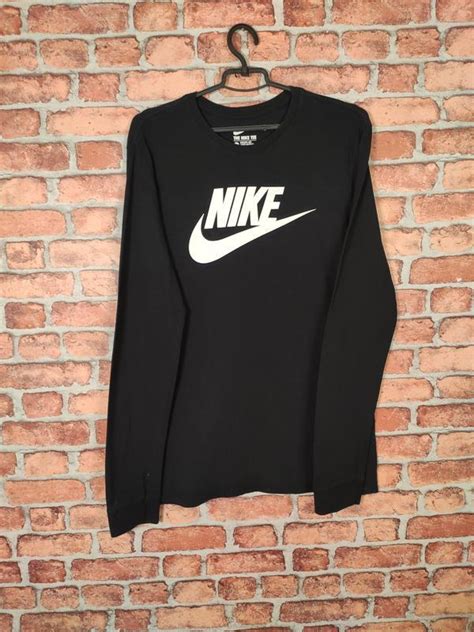 Кофта лонгслив nike с большим лого — цена 278 грн в каталоге Лонгсливы ...