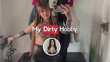 Hermosa Morena Chupa La Polla De Un Extra O En Un Ba O P Blico My Dirty Hobby Xvideos