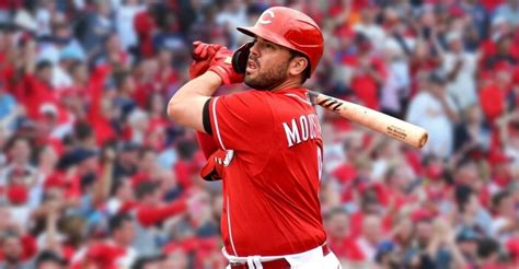 mike moustakas net worth