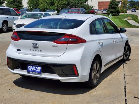 Pre Owned 2018 Hyundai Ioniq Hybrid Sel Fwd Hatchback
