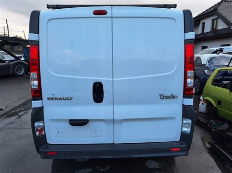 RENAULT TRAFIC II VIVARO B PRIMASTAR DRZWI TYŁ LEWE PRAWE TYLNE BIAŁE