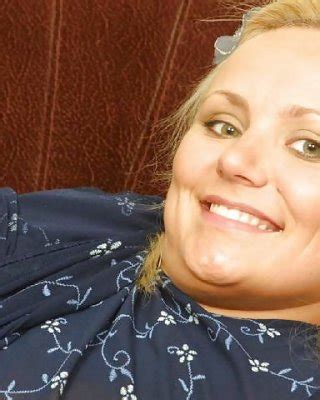 Natasha Slut Nude Barefoot Wife Porn Pictures Xxx Photos Sex Images Pictoa