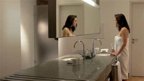 Naked Friederike Becht In Verbrechen Nach Ferdinand Von Schirach