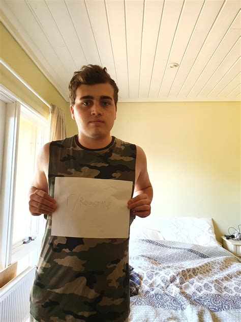 Bored As Hell In Quarantine So Roast The Fuck Out Of Me R Roastme