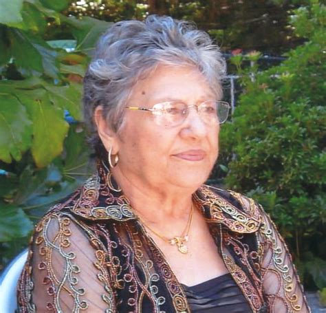 Zulmira Ramos - Oliveira Funeral Home