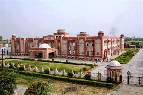 Ahmadiyya Mosque Jamia Ahmadiyya Qadian India
