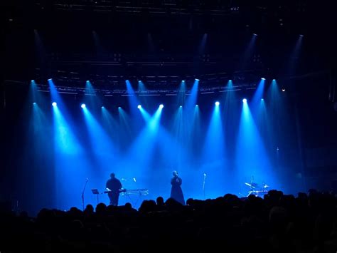 Vivo X Fold 2 Review: Flagship Foldable for China Alone - Tech Advisor