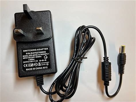 UK 19V 1.3A LG ADS-40FSG-19 19025GPB-2 Switching Power Adapter for LG ...