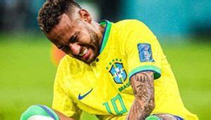 Neymar estará entre cuatro y seis semanas de baja por lesión muscular