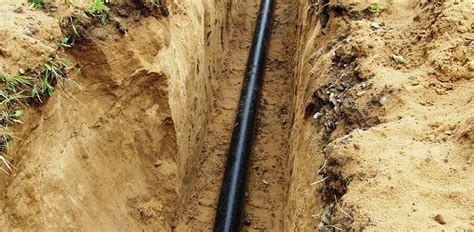 Укладка полиэтиленовых труб в траншею - «ПРОСВАР»