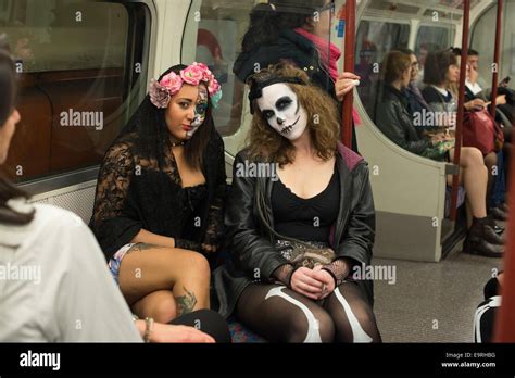 Spooky Halloween Night In London Stock Photo Alamy
