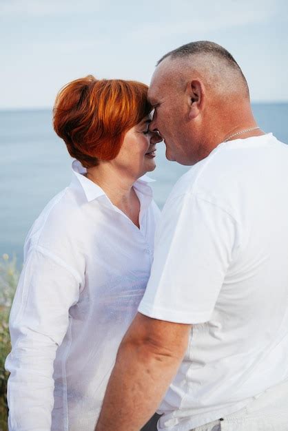 Images de Couple Amoureux Mature Téléchargement gratuit sur Freepik