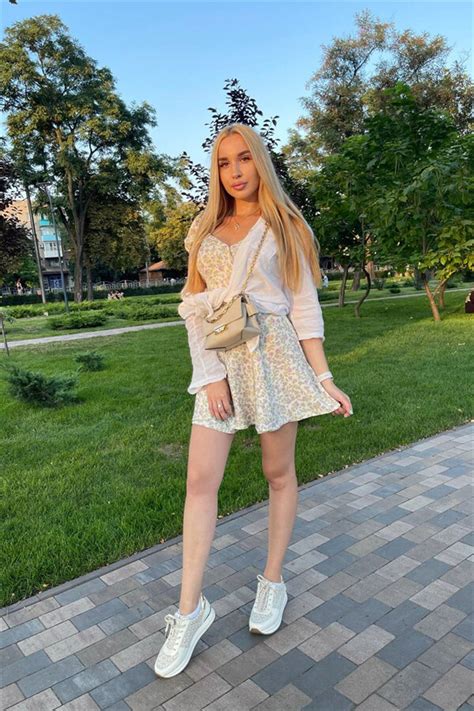 Beautiful Oksana 32 Y O From Kharkov With Blonde Hair ID 944440 LadaDate