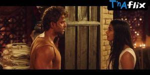 Pooja Hegde Breasts Bikini Scene In Mohenjo Daro Tnaflix