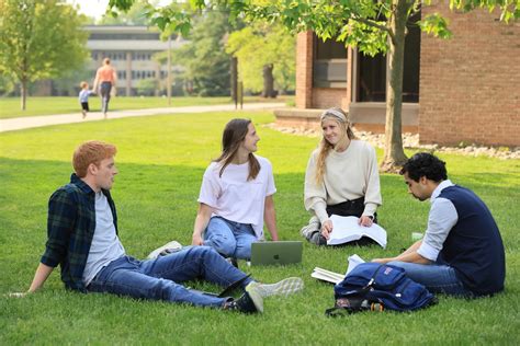 Students On Campus May 2023 Calvin University Gallery