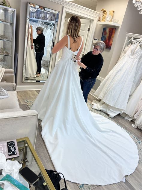 Wedding Wednesday 3 - Wedding Dress Try on PART 1 — Simply Lauren Rose