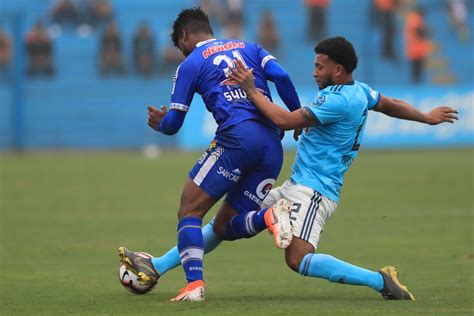 Sporting Cristal Derrot Al Binacional Por Galer A Fotogr Fica