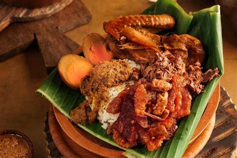 Enak Tenan Ini 6 Rumah Makan Gudeg Di Klaten Yang Paling Terkenal Dan