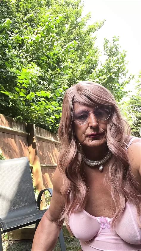 Sexy Transvest Rt Kellycd Sexy Milf Im Rosa Kleid Und High Heels Xhamster