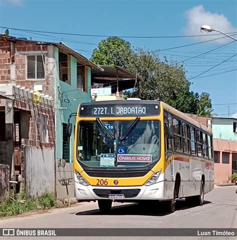 Empresa Metropolitana 206 em Jaboatão dos Guararapes por Luan Timóteo