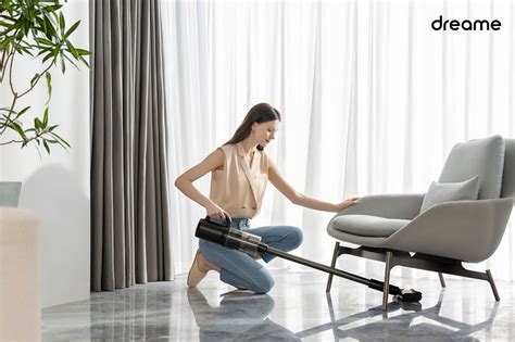 Dreame's M12 cordless vacuum cleaner does the wet and dry job in one go ...