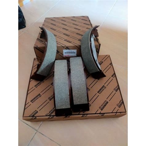 Jual KAMPAS REM TANGAN HAND BRAKE SHOE FORTUNER HILUX VIGO OEM Shopee