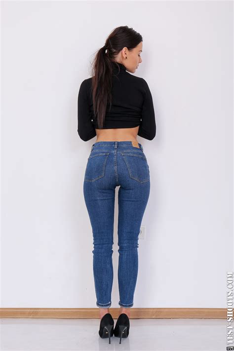 ZzUp Free Porn Pics Sex Art Photos Offshore Pictures Sharing