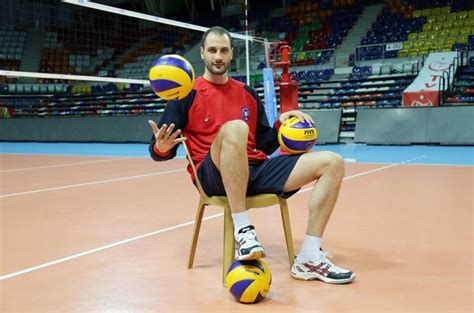 Дневна доза класически волейболист