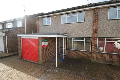 3 Bed Semi Detached House To Rent In Chichester Drive Chelmsford Cm1