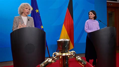 Germany Has a New Climate Envoy: an American Greenpeace Activist - The