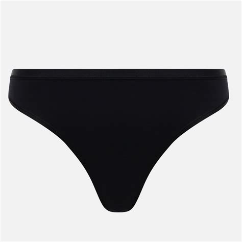 Удобное и красивое нижнее белье на каждый день | Vogue Russia