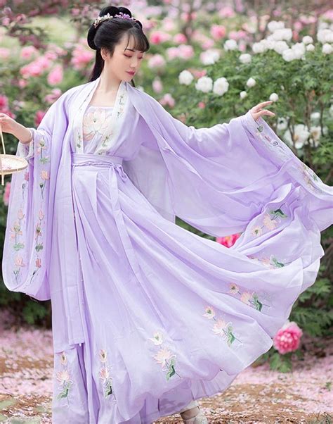 Chinese Folk Dance Hanfu Dress Retro Tang Dynasty Princess Cosplay Stage Wear Asian Traditional