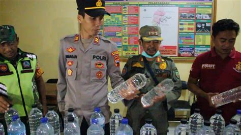 Puluhan Liter Miras Diamankan Jelang Malam Pergantian Tahun