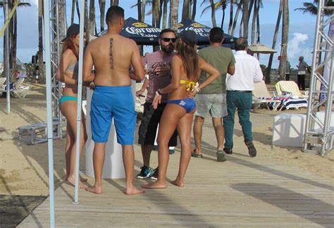 Party Time Beach Bikini Forum