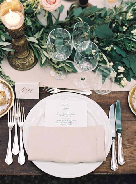 Napkin Folds That Will Elevate Your Reception Tables