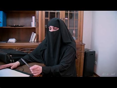 Deal Of The Century And A Blowjob From Hijab Arab Slut To Close It Lilimissarab Xvideos