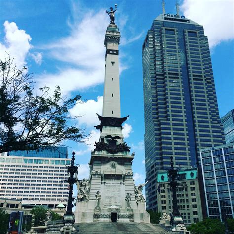 hoosiers indy   soldiers sailors monument  indianapolis
